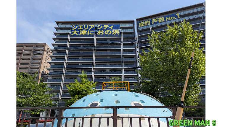 成瀬シリーズ_聖地巡礼_馬場公園から見えるシエリアシティ大津におの浜の写真