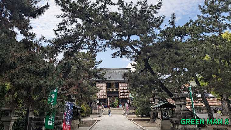 成瀬シリーズ_聖地巡礼_北野天満宮_参道の写真