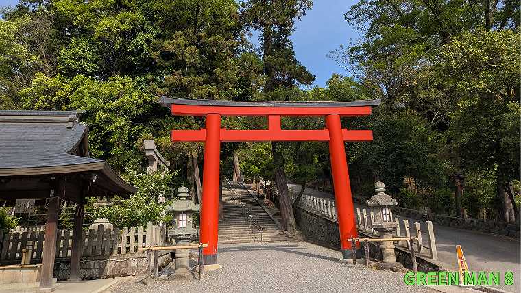 森見登美彦_聖地巡礼_06-1_吉田山の麓_吉田神社の鳥居